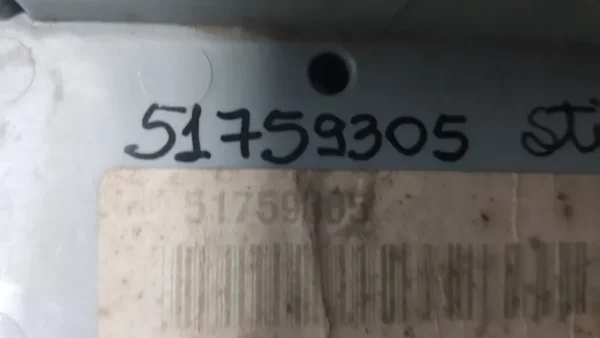 Caixa de Fusível Fiat Stilo 1.8 – Código 51759305